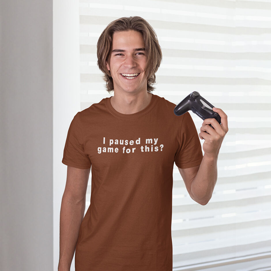 I-Paused-My-Game-For-This-Male-Short-Sleeve-Brown-T-Shirt