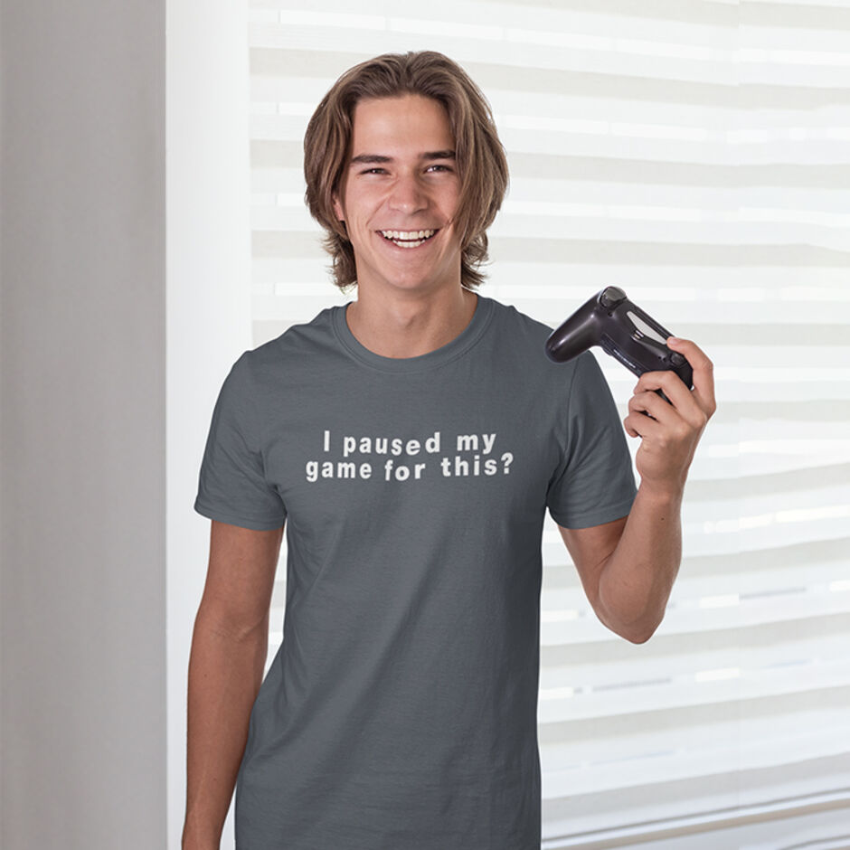 I-Paused-My-Game-For-This-Male-Short-Sleeve-Grey-T-Shirt