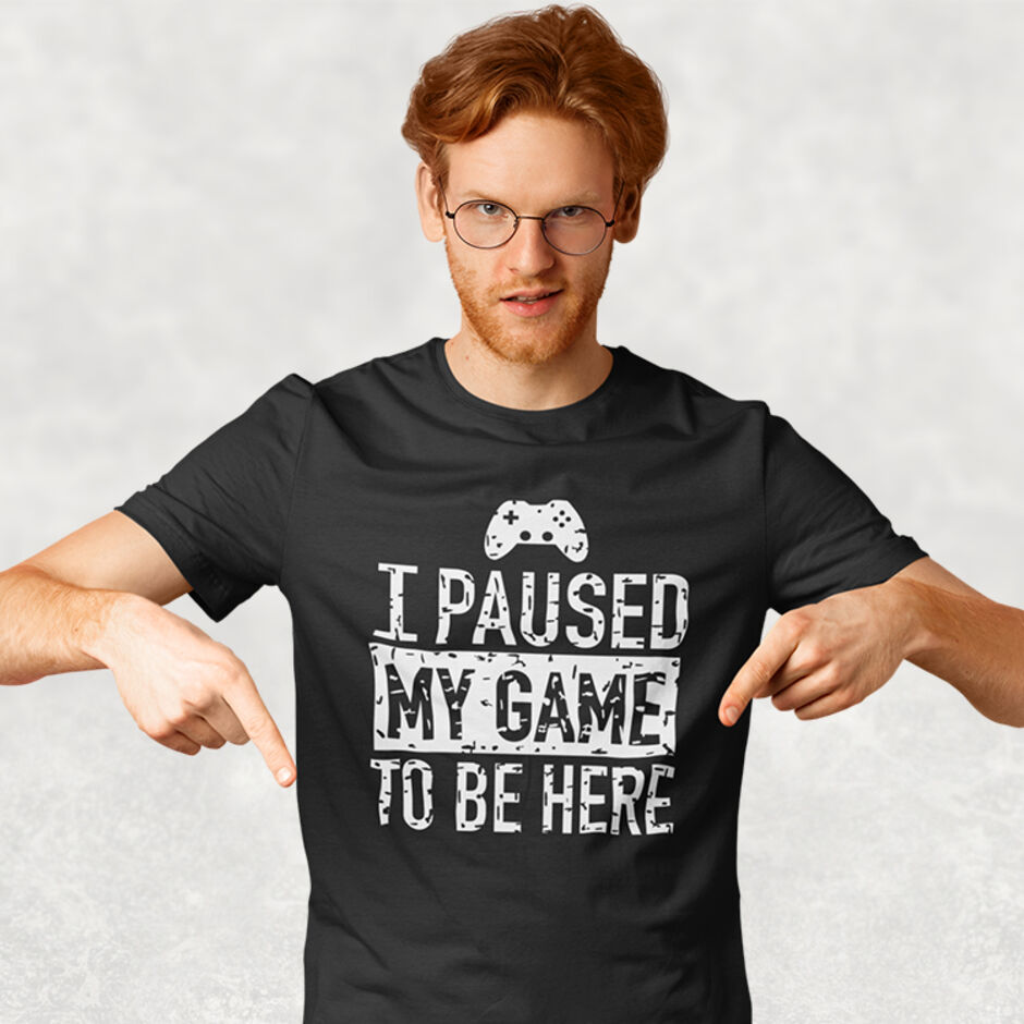 I-Paused-My-Game-For-This-Male-Short-Sleeve-Black-T-Shirt