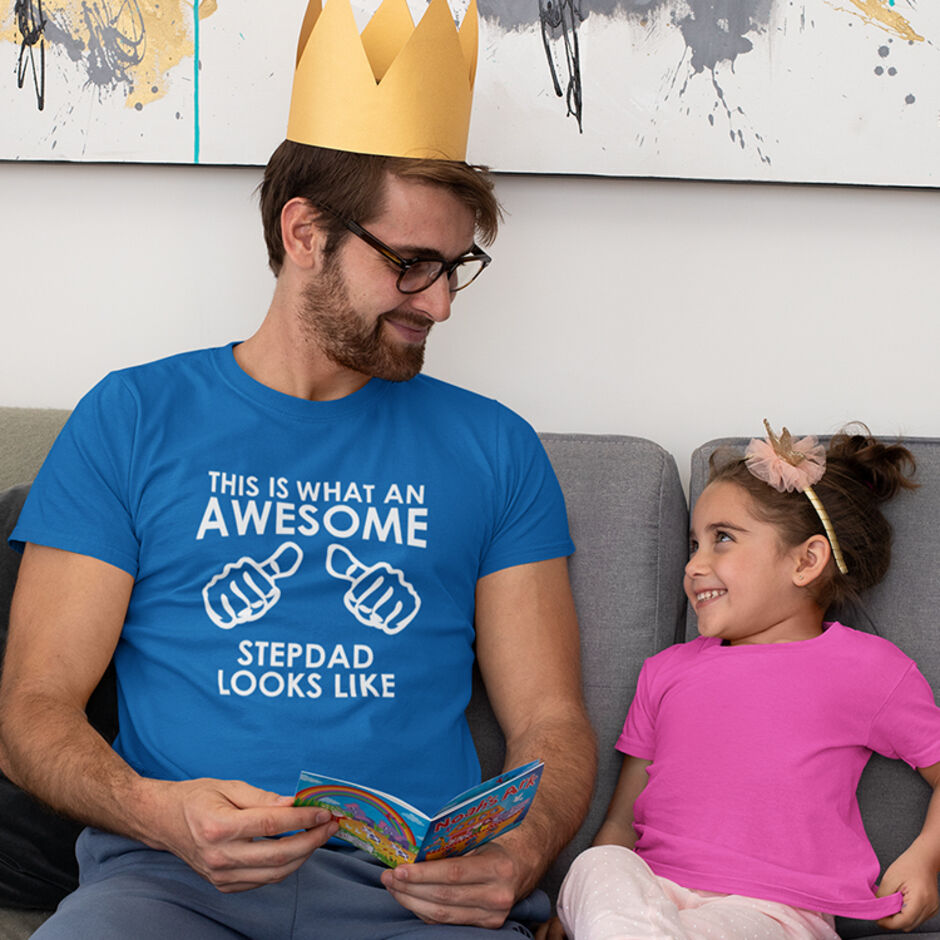 This-is-What-an-Awesome-Stepdad-Looks-Like-Short-Sleeve-Royal-Blue-T-Shirt